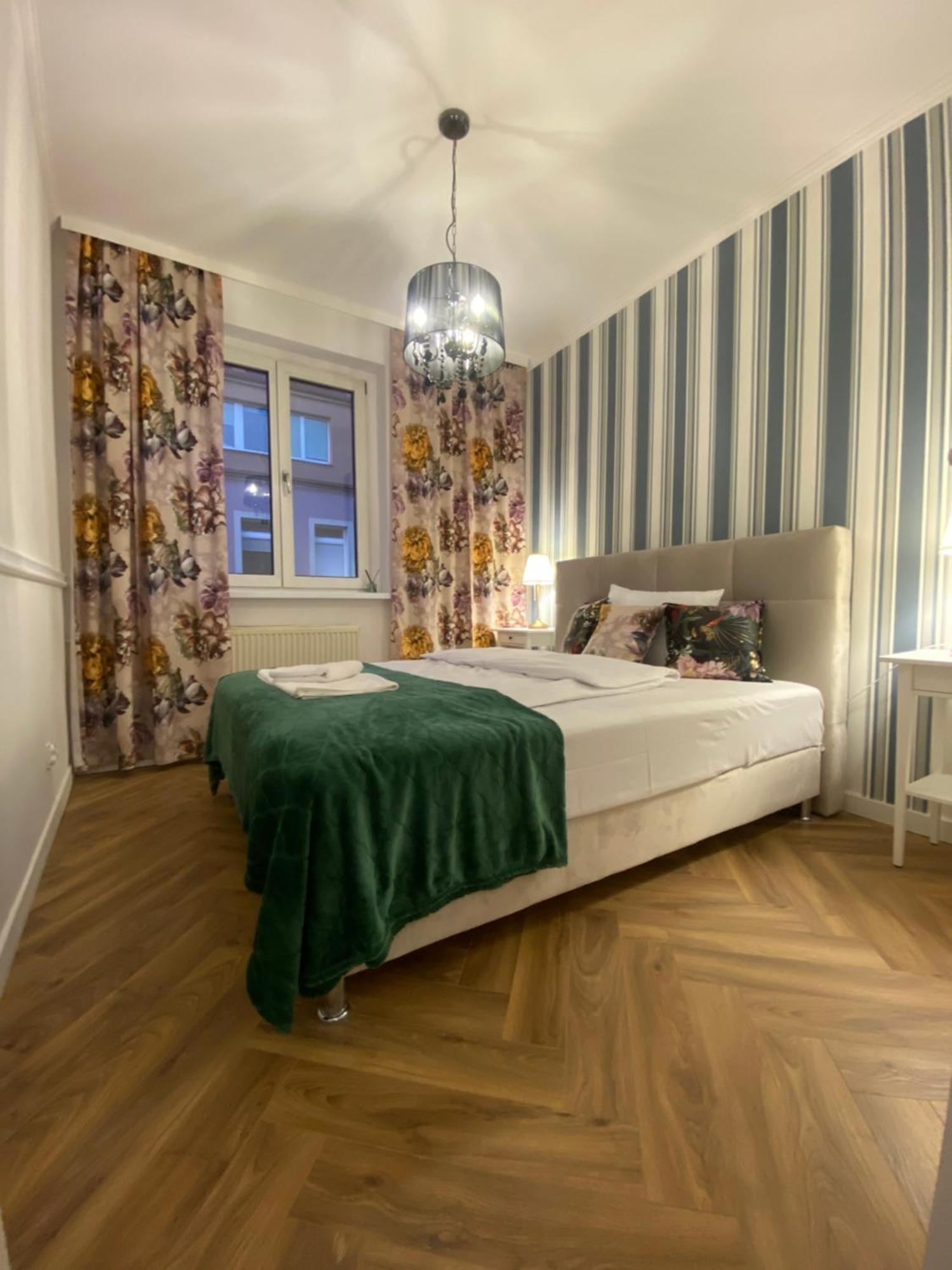 Tabago Studio 18 Opole Luaran gambar